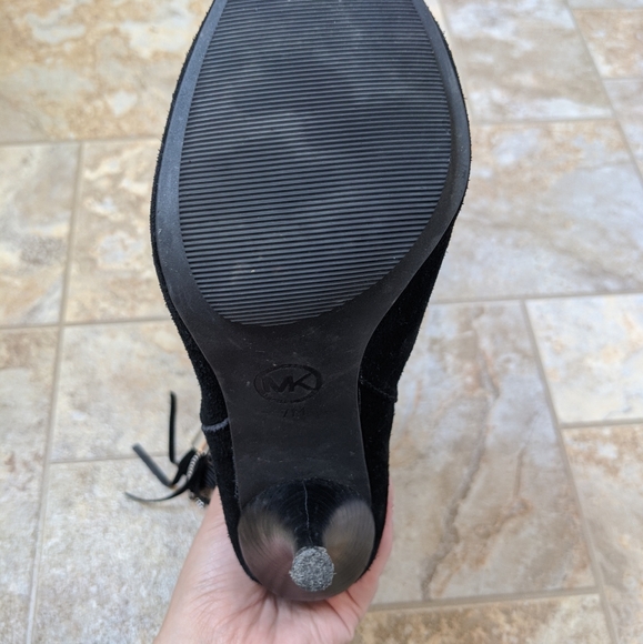 Michael Kors booties - Picture 5 of 5